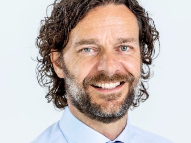 Strategic Asset Allocation taking into account double materiality
